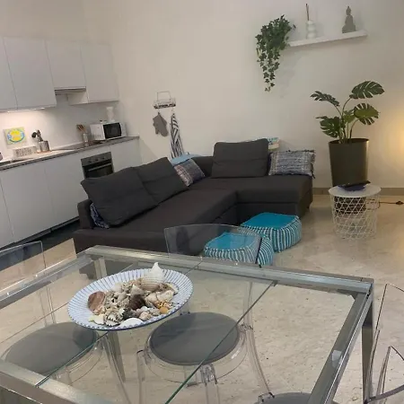 Apartment Dannee *